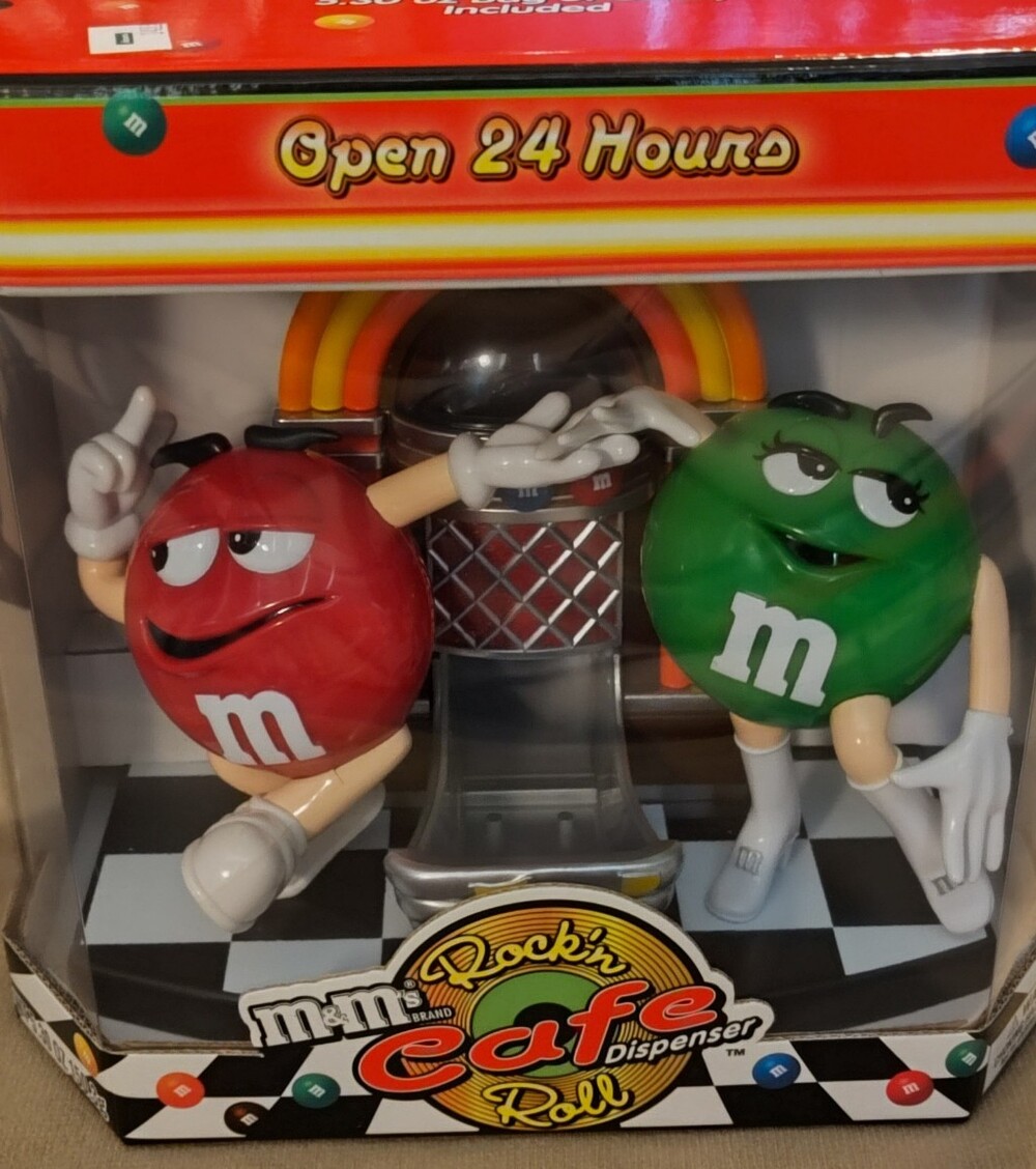 NWT!! 2007 M&M's Rock'n Café Candy Dispenser - Retro 1950's Jukebox